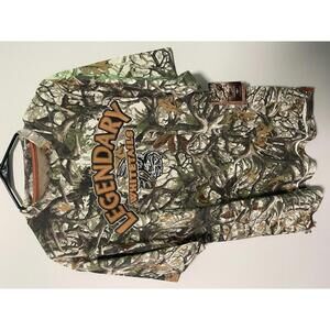 NWT Legendary Whitetails Camouflage Hunting T-Shirt L